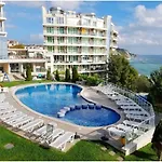 Amazing Panorama Sea View Апартаменты Бяла
