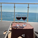 Апартаменты Amazing Panorama Sea View Бяла