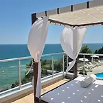 Апартаменты Amazing Panorama Sea View *