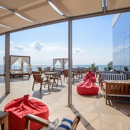 Апартамент Amazing Panorama Sea View