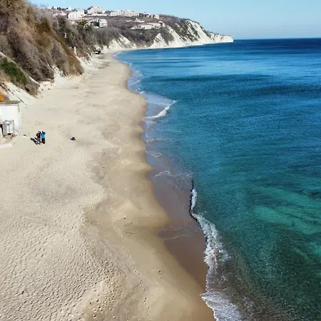 شقة Amazing Panorama Sea View بايالا