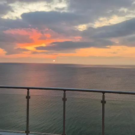 Amazing Panorama Sea View شقة بايالا
