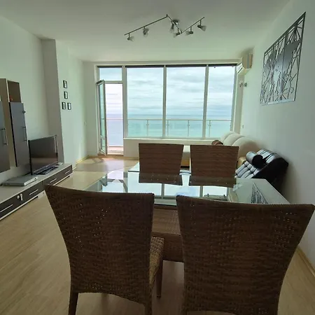 Amazing Panorama Sea View شقة بايالا