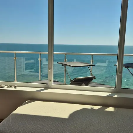 Апартамент Amazing Panorama Sea View