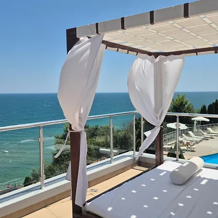 Апартамент Amazing Panorama Sea View *