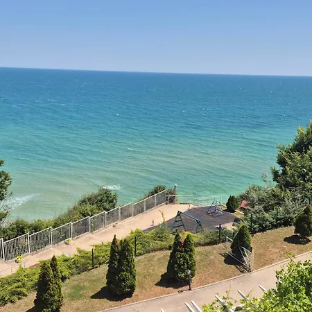 Апартамент Amazing Panorama Sea View